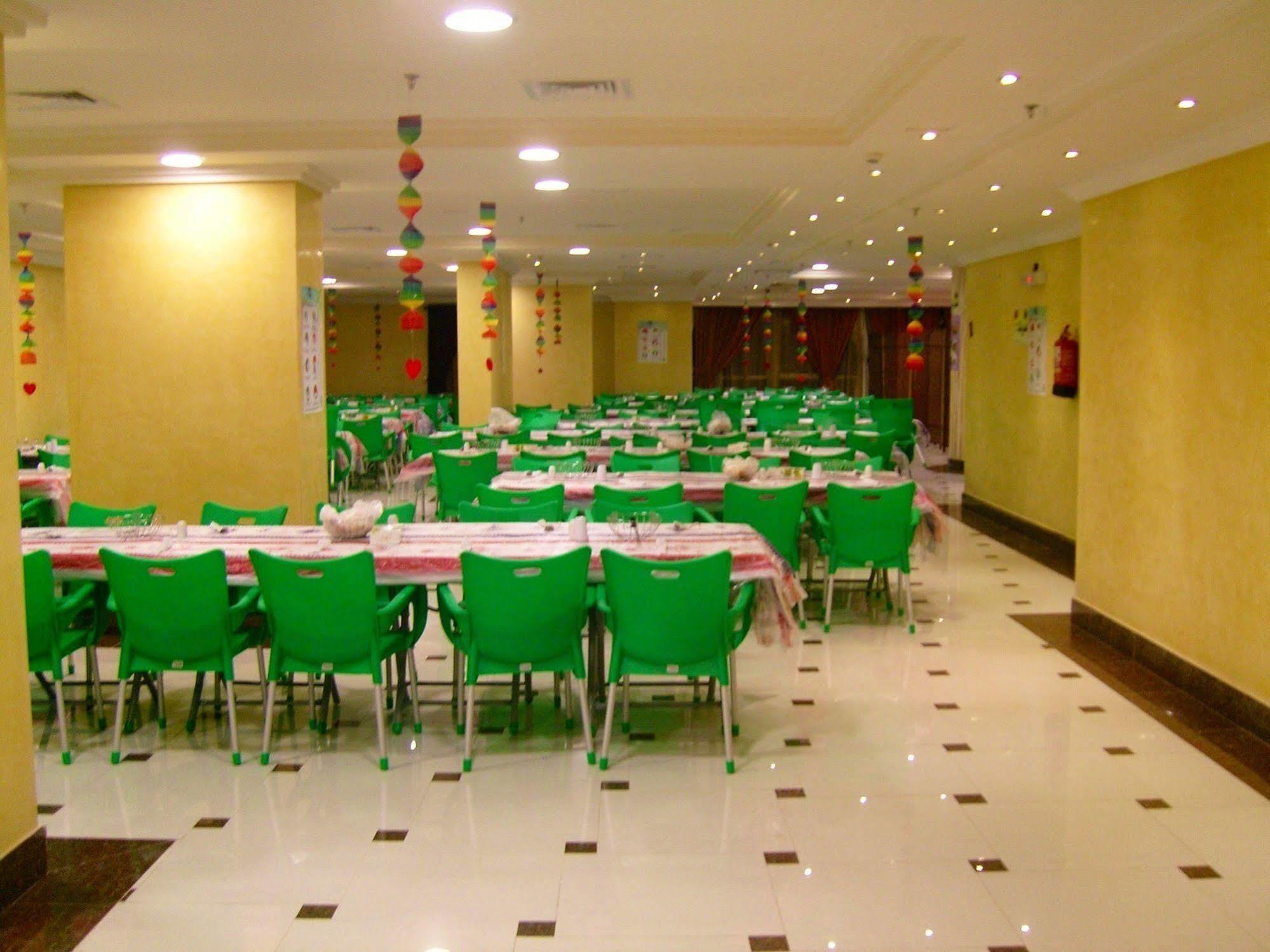 Qasr Al Azizia Hotel Mecca Luaran gambar